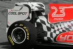 Foto zur News: Der neue HRT-Cosworth F111