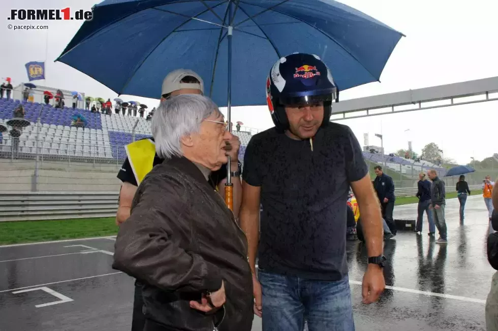 Foto zur News: Bernie Ecclestone und Gerhard Berger