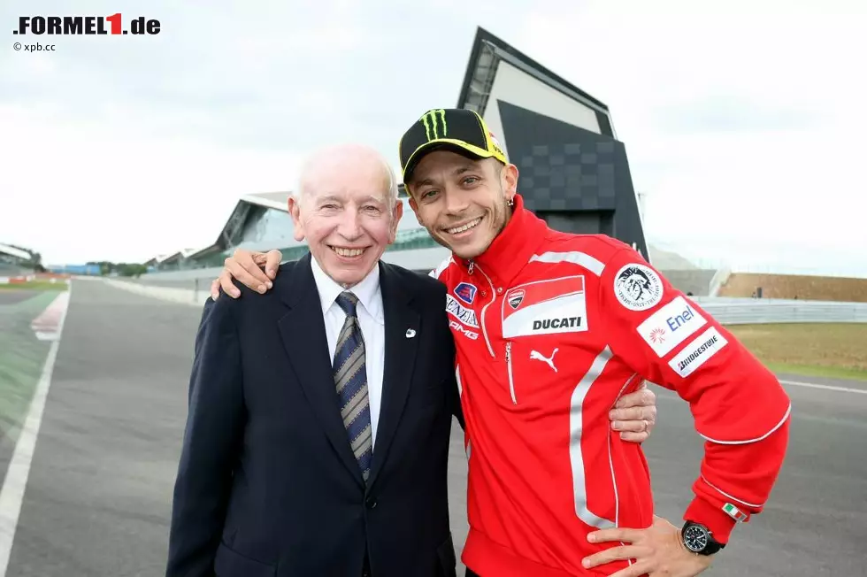 Foto zur News: John Surtees und Valentino Rossi (Ducati)