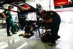 Foto zur News: Lotus-Garage