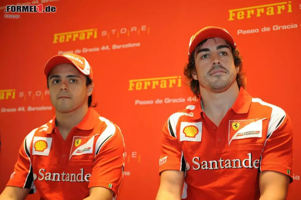 Foto zur News: Felipe Massa und Fernando Alonso (Ferrari)