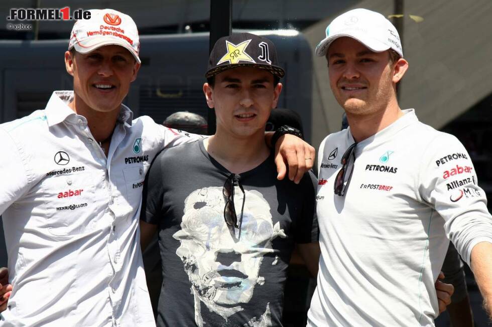 Foto zur News: Michael Schumacher (Mercedes), Jorge Lorenzo (Yamaha) und Nico Rosberg (Mercedes)