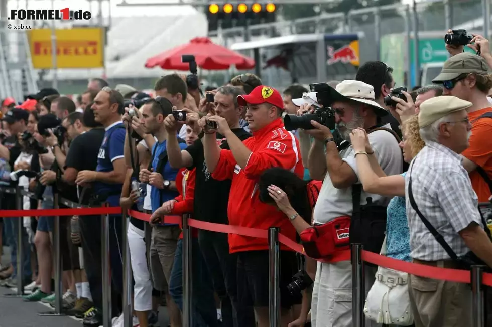 Foto zur News: Fans in Montreal