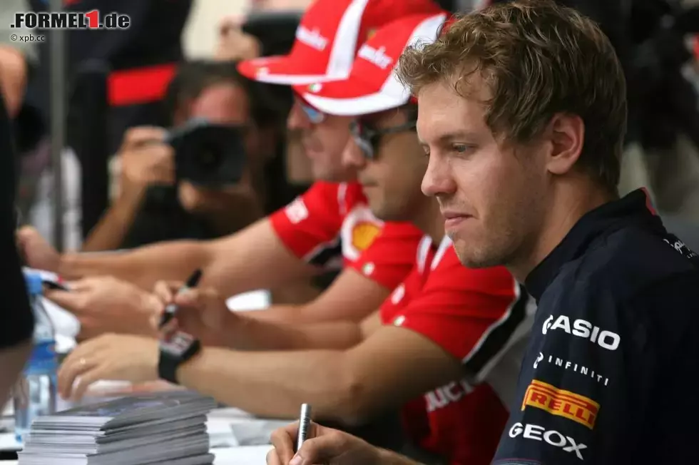 Foto zur News: Sebastian Vettel (Red Bull)