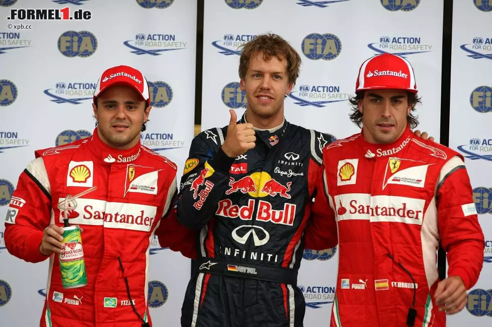 Foto zur News: Felipe Massa (Ferrari), Sebastian Vettel (Red Bull) und Fernando Alonso (Ferrari)