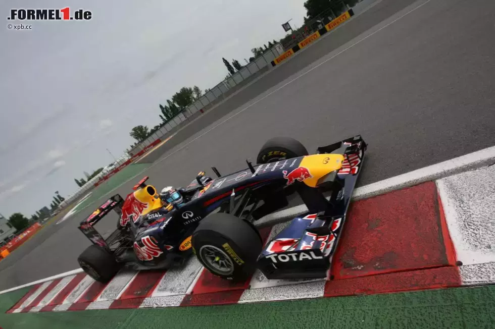 Foto zur News: Sebastian Vettel (Red Bull)