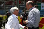 Foto zur News: Bernie Ecclestone (Formel-1-Chef) und Ron Dennis