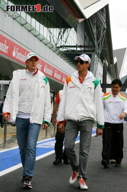 Foto zur News: Nico Hülkenberg (Force India) und Adrian Sutil (Force India)