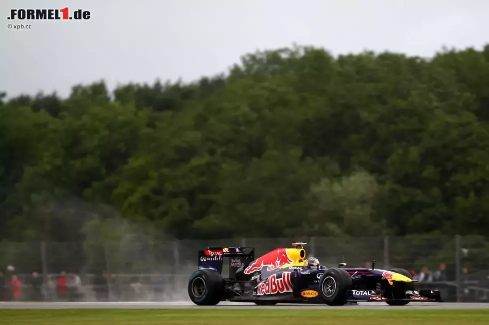 Foto zur News: Sebastian Vettel (Red Bull)