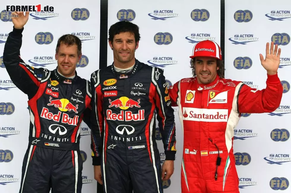 Foto zur News: Sebastian Vettel (Red Bull), Mark Webber (Red Bull) und Fernando Alonso (Ferrari)