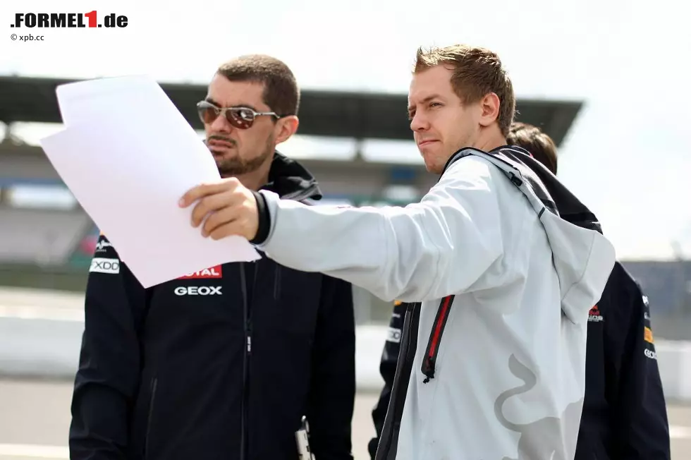 Foto zur News: Sebastian Vettel (Red Bull)