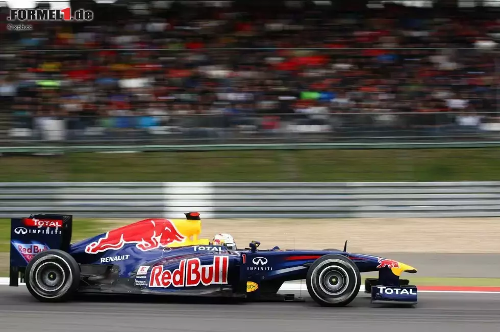 Foto zur News: Sebastian Vettel (Red Bull)