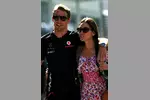 Foto zur News: Jenson Button (McLaren) mit Freundin Jessica Michibata