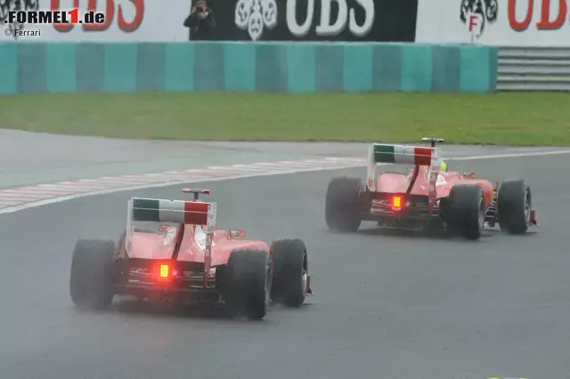 Foto zur News: 2011 hatten die Ferraris im Regen kaum Chancen: P3 für Alonso, P6 für Massa