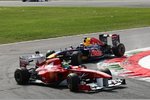 Foto zur News: Mark Webber und Felipe Massa kollidieren