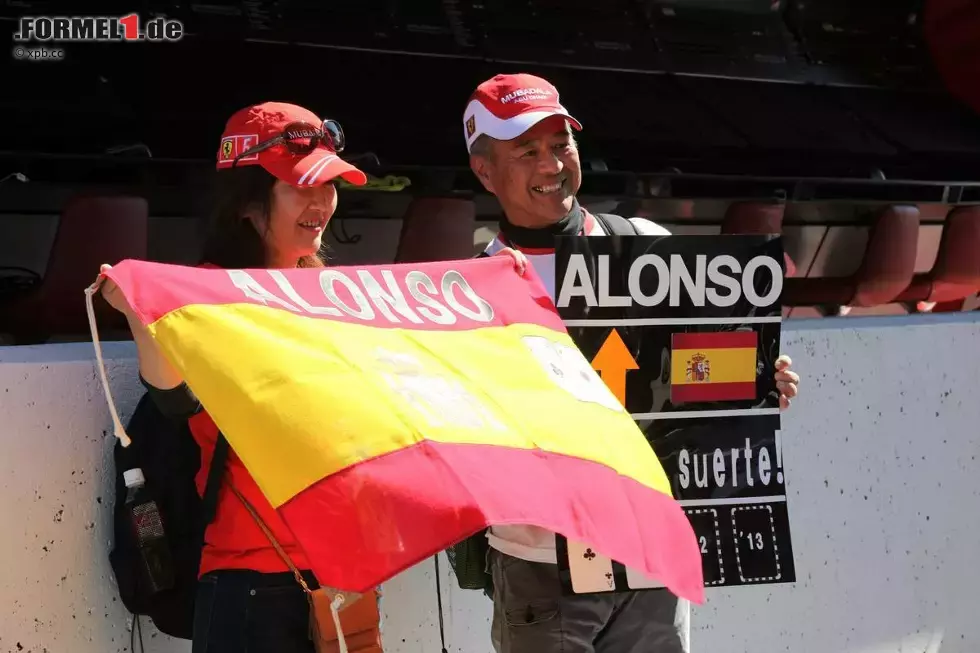 Foto zur News: Fans von Fernando Alonso (Ferrari)