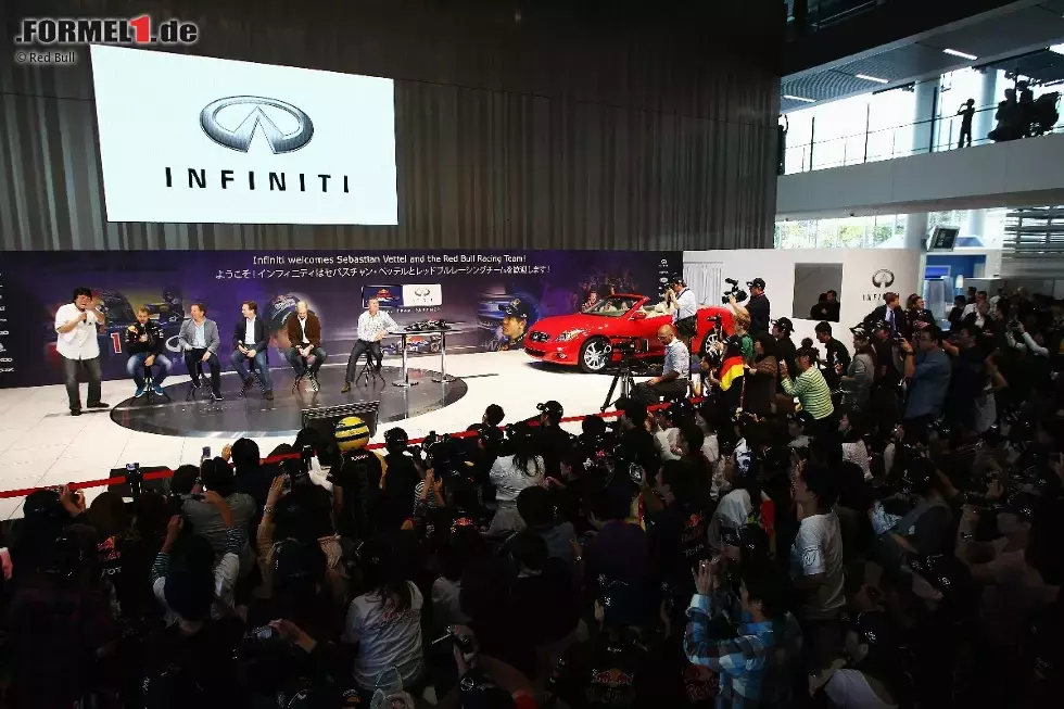 Foto zur News: Pressekonferenz im Infiniti-Hauptquartier in Yokohama