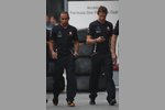 Foto zur News: Lewis Hamilton (McLaren) und Jenson Button (McLaren)
