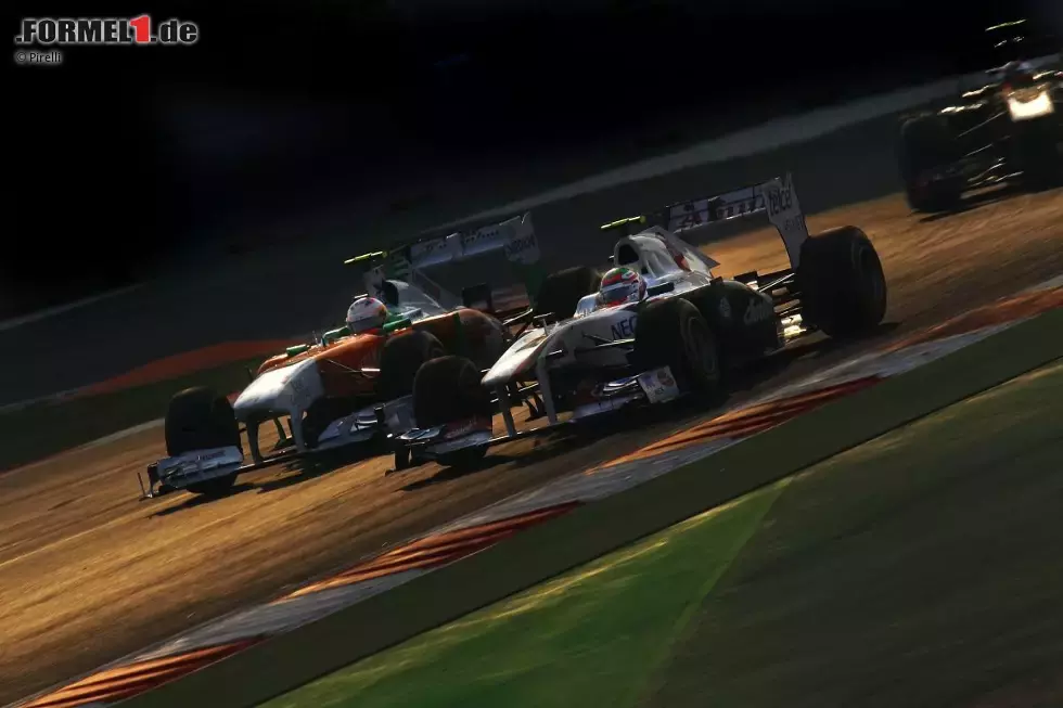 Foto zur News: Sergio Perez (Sauber) und Paul di Resta (Force India)