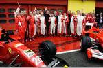 Foto zur News: Gerhard Berger mit den F1 Clienti