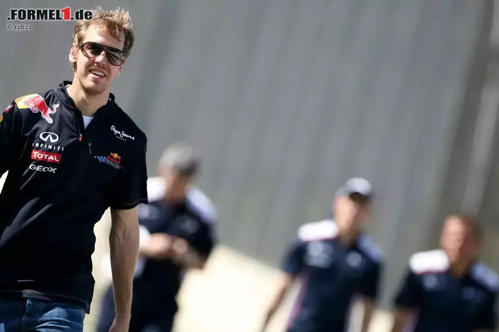 Foto zur News: Sebastian Vettel (Red Bull)