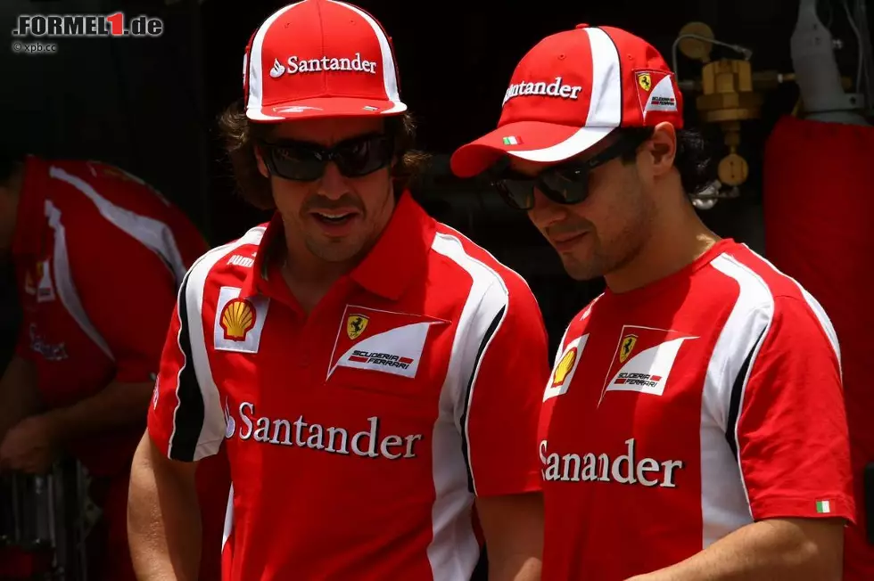 Foto zur News: Fernando Alonso (Ferrari) und Felipe Massa (Ferrari)