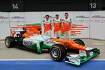 Foto zur News: Nico Hülkenberg und Paul di Resta enthüllen den Force India-Mercedes VJM05