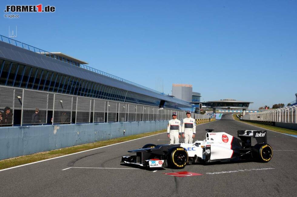 Foto zur News: Kamui Kobayashi und Sergio Perez (Sauber)