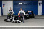 Foto zur News: Bruno Senna und Pastor Maldonado mit dem neuen Williams-Renault FW34