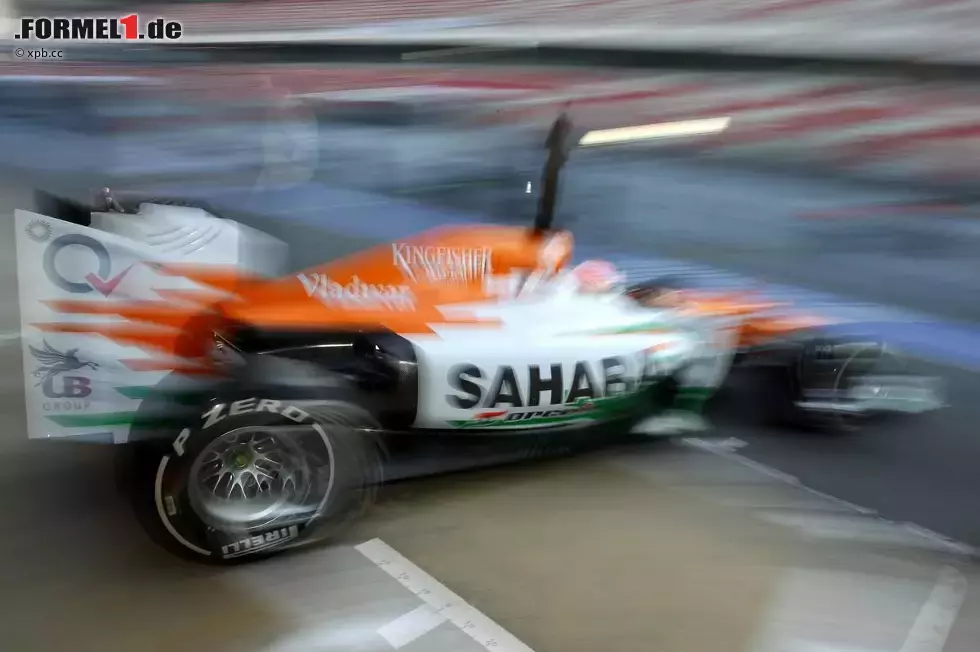 Foto zur News: Paul di Resta (Force India) verlässt die Box am ersten Tag der letzten Testfahrten vor dem Saisonstart 2012