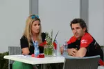 Foto zur News: Timo Glock (Marussia) mit Freundin Isabell Reis