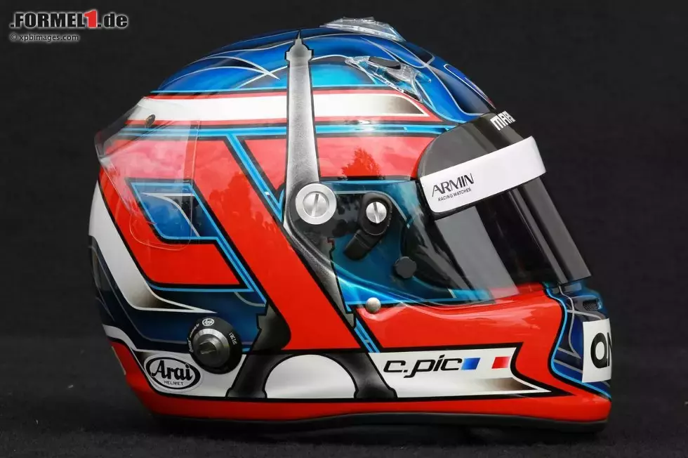 Foto zur News: Helm von Charles Pic (Marussia)