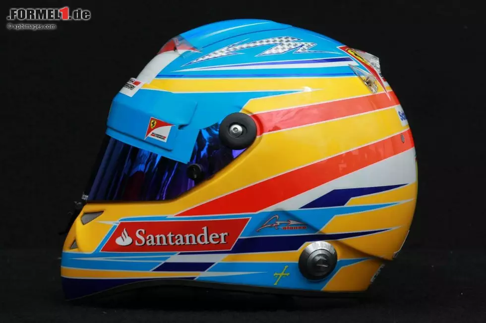 Foto zur News: Helm von Fernando Alonso (Ferrari)