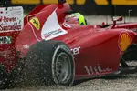 Foto zur News: Felipe Massa (Ferrari) im Kies