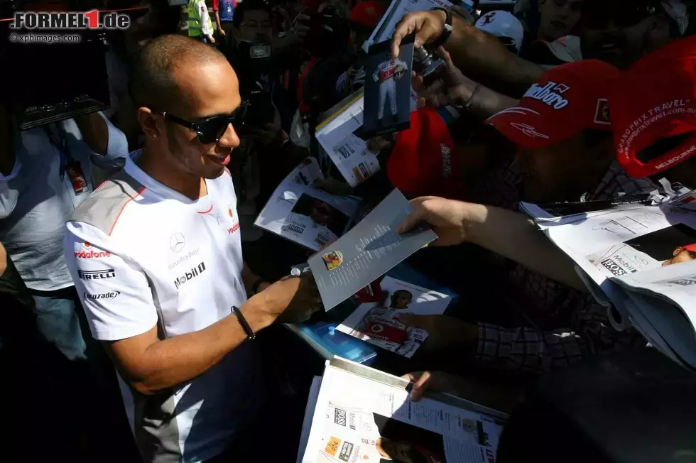 Foto zur News: Lewis Hamilton (McLaren)