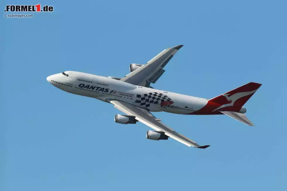 Foto zur News: Es gehört fast zum guten Ton der heutigen Formel 1, dass ein größeres Passagierflugzeug sich an der Flugshow vor dem Rennen beteiligt.