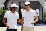 Foto zur News: Narain Karthikeyan (HRT) und Pedro de la Rosa (HRT)