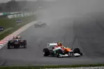 Foto zur News: Nico Hülkenberg (Force India) vor Jean-Eric Vergne (Toro Rosso)