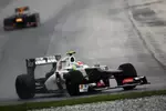 Foto zur News: Was f+r ein Rennen für Sergio Perez (Sauber): Sensationell fährt der Mexikaner auf Rang zwei und hatte sogar reelle Siegchancen.