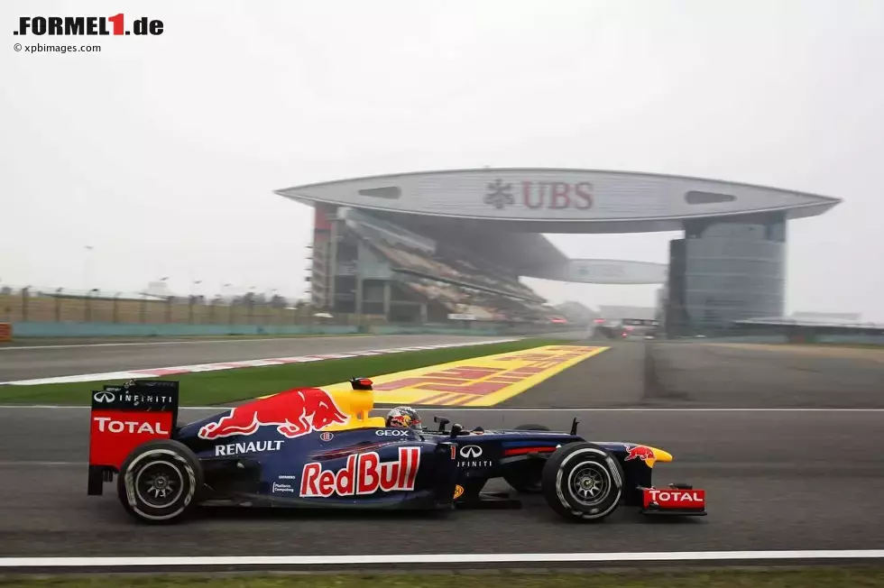 Foto zur News: Sebastian Vettel (Red Bull)