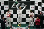 Gallerie: Jenson Button (McLaren), Nico Rosberg (Mercedes), Lewis Hamilton (McLaren) und Norbert Haug (Mercedes-Motorsportchef)