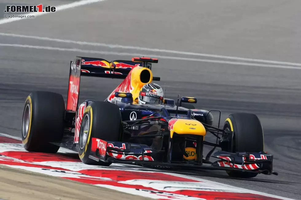 Foto zur News: Sebastian Vettel (Red Bull)