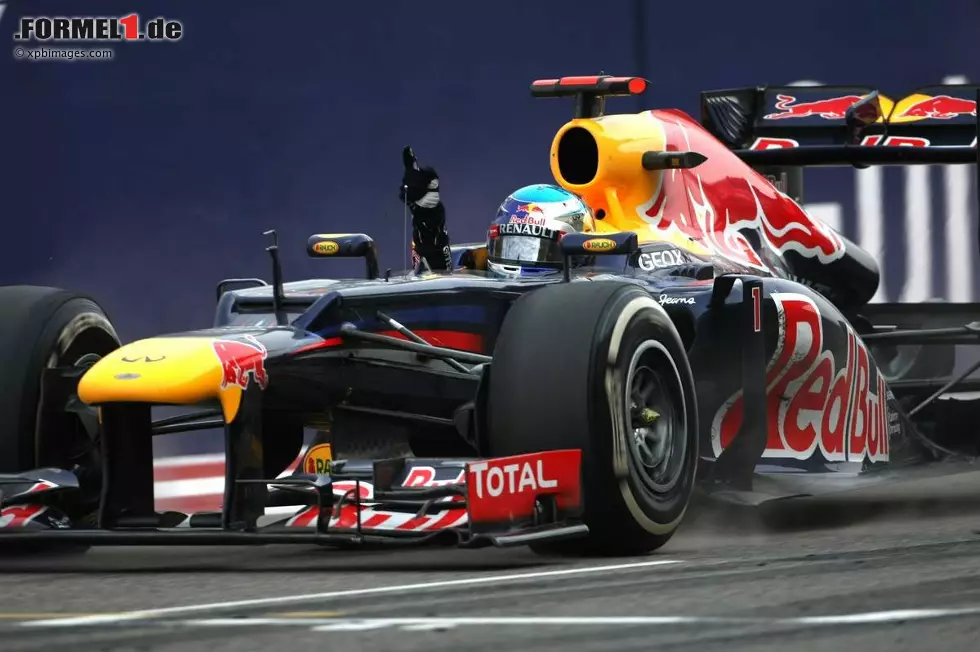 Foto zur News: Sebastian Vettel (Red Bull)