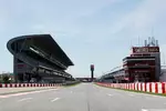 Foto zur News: Haupttribüne am Circuit de Catalunya in Barcelona