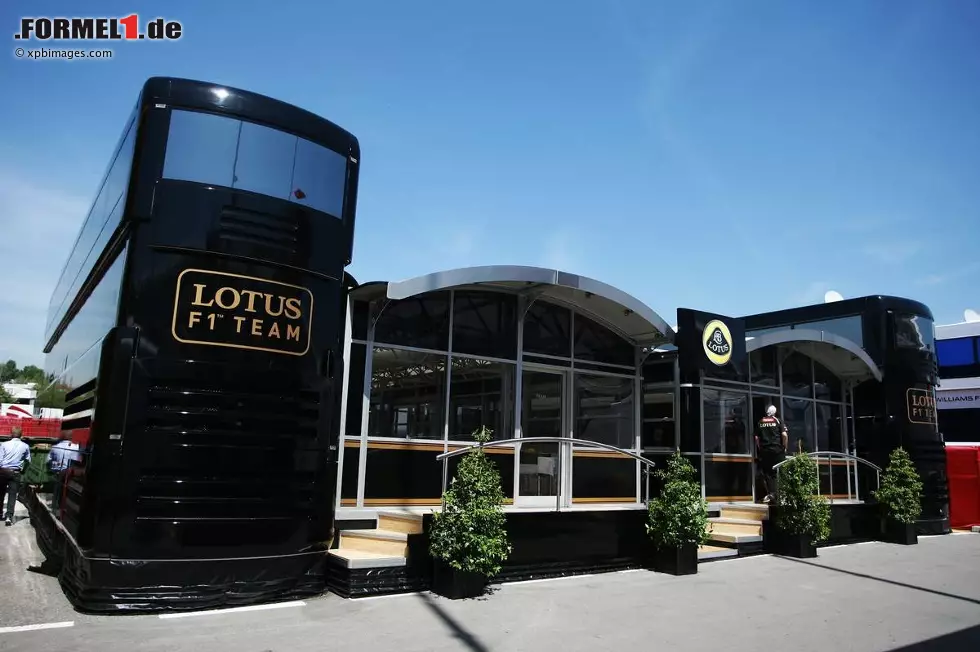 Foto zur News: Lotus verwendet das alte Renault-Motorhome