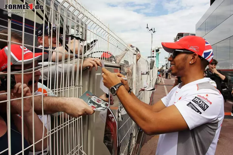 Foto zur News: Lewis Hamilton (McLaren)