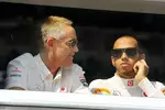 Foto zur News: Martin Whitmarsh (Teamchef, McLaren) und Lewis Hamilton (McLaren)