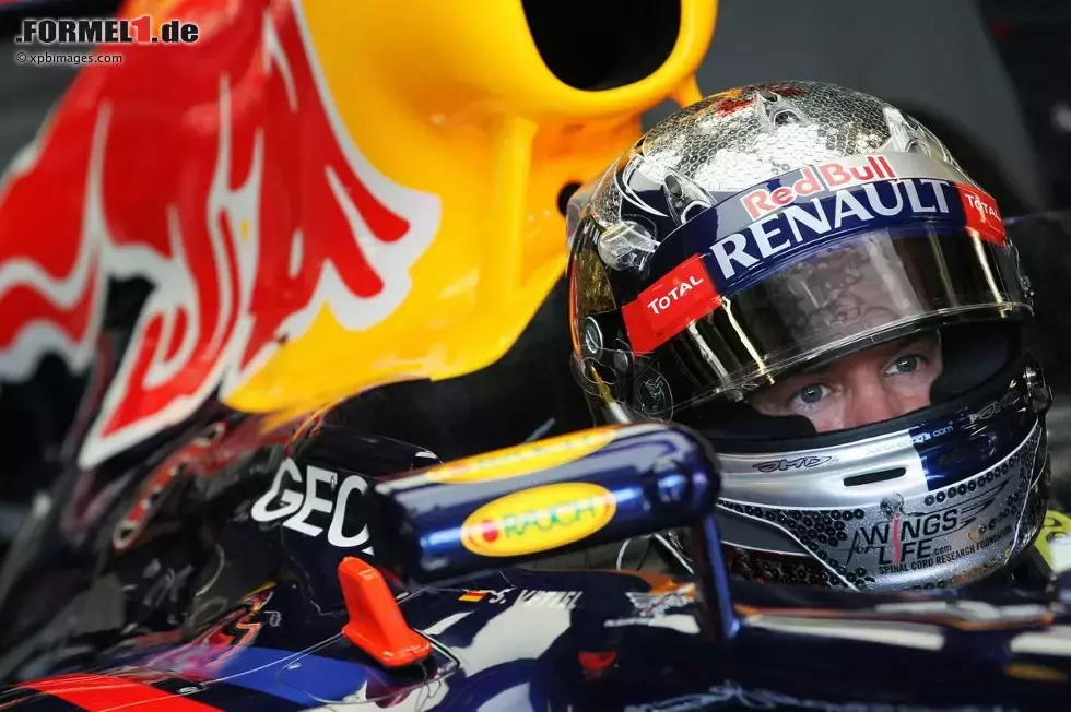 Foto zur News: Sebastian Vettel (Red Bull)