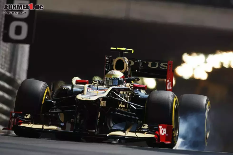 Foto zur News: Voller Einsatz bei Romain Grosjean (Lotus) .