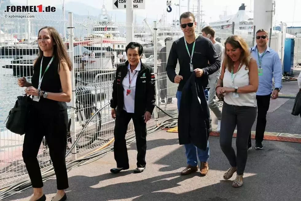 Foto zur News: Die Deutsche Fußballnationalmannschaft zu Besuch bei der Formel 1 in Monte Carlo